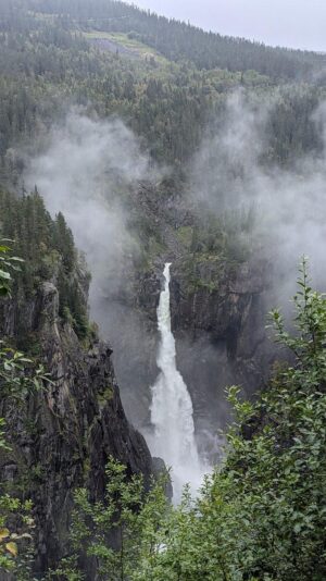 PXL_20240822_163604368.LONG_EXPOSURE-02.ORIGINAL